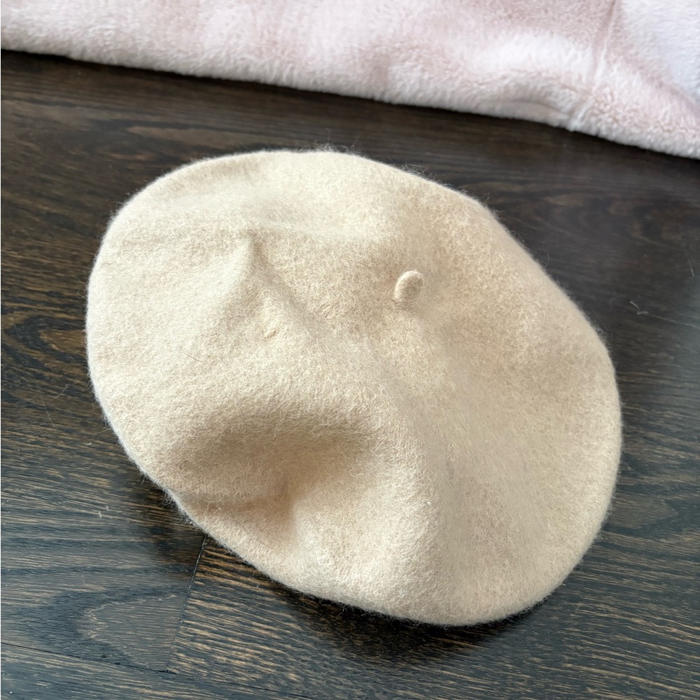 Beige Wool Beret